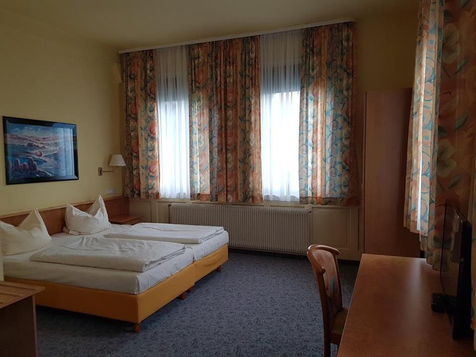 Traube Hotel Oeffingen Fellbach Kültér fotó